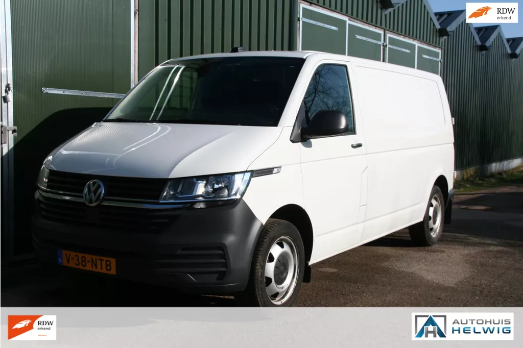 Volkswagen TRANSPORTER 6.1 2.0 TDI L2H1 3200 Comfortline 199 PK AIRCO, NAVIGATIE, TREKHAAK