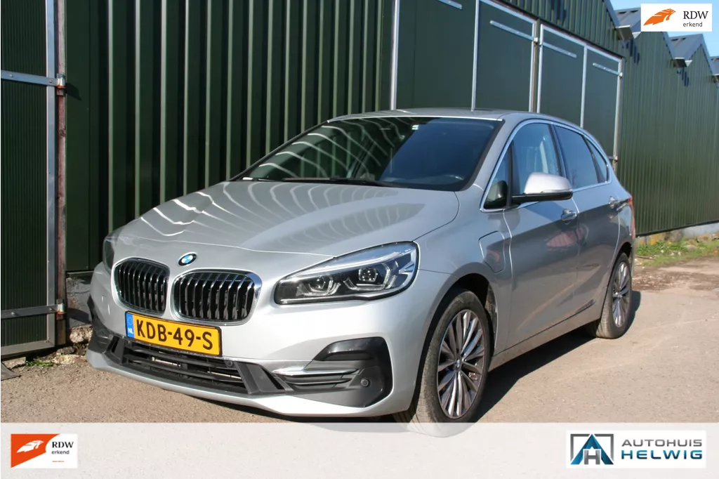 BMW 2-serie Active Tourer 225xe iPerformance High Executive , LEER, SPORTSTOELEN, PANORAMADAK, HEAD-UP. CAMERA, STOELVERW.